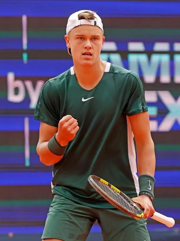 利既是泰山 利既是泰山