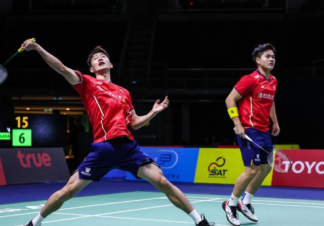 在防守端完 在防守端完